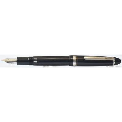 Moonman P136 Fountain Pen, Black