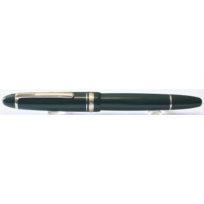 Moonman P136 Fountain Pen, Green Moonman P136 Fountain Pen, Green