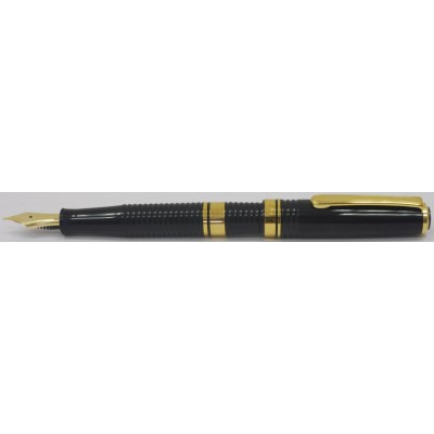 Platinum 3776 Ribbed Fountain Pen, Black with Gold Plated Trim
