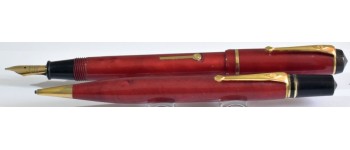 CS1128 Conway Stewart Dinkie No. 540 Fountain Pen And Duro Point No. 2R Pencil, boxed.  (Semi-Flexible Medium)
