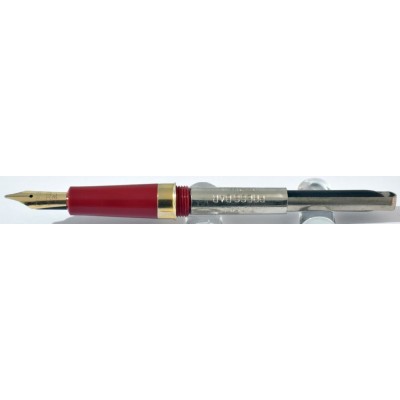 CS1136 Conway Stewart No. 107 Fountain Pen and Pencil Set, boxed.  (Soft Fine)
