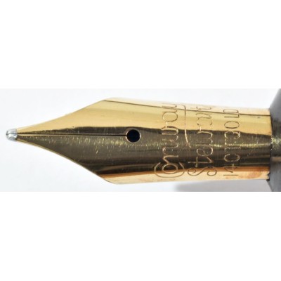 CS1137 Conway Stewart No. 28, boxed.  (Soft Broad)