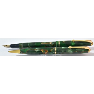 CS1139 Conway Stewart Dinkie No. 560 Fountain Pen and No. 25 Pencil Set, boxed (Soft Fine)