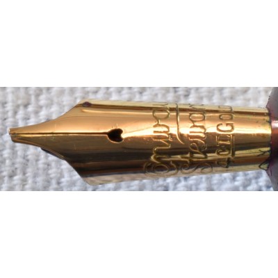 CS1162 Conway Stewart No. 388.  (Oblique Broad)