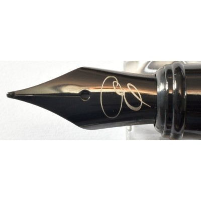 MS933 Ellington Fountain Pen, boxed (Fine)
