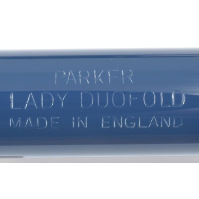 PA3724 Parker Duofold Lady Fountain Pen and Pencil Set, boxed. (Medium)