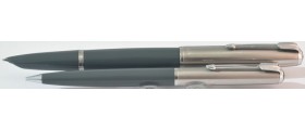 PA3728 Parker 51 Aerometric Fountain Pen and Pencil Set, boxed (Medium)