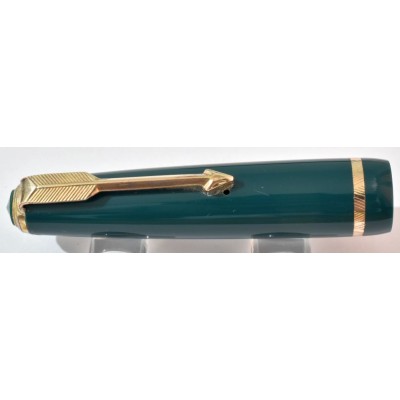 PA3743 Parker Victory Mk. V Fountain Pen And Pencil Set, boxed (Semi-Flexible Fine).