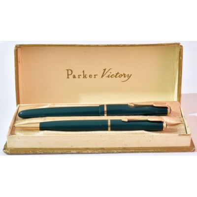PA3743 Parker Victory Mk. V Fountain Pen And Pencil Set, boxed (Semi-Flexible Fine).