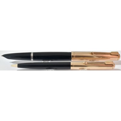 PA3772 Parker 51 Custom Aerometric Fountain Pen and Pencil Set, boxed. (Medium)