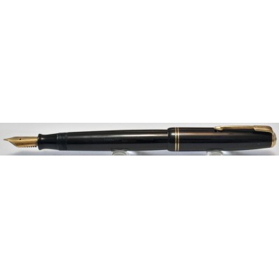 PA3783 Parker Vacumatic Junior.  (Soft Medium)