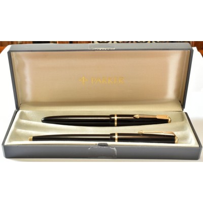 PA3815 Parker Slimfold Fountain Pen and Ballpoint Set, boxed.  (Soft Extra Fine)
