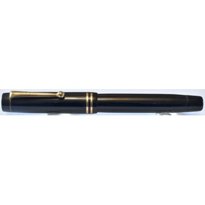PA3825 Parker Duofold Junior, Streamlined.  (Semi-Flexible Fine)