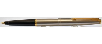 PA3833 Parker 45 Flighter Deluxe, boxed. (Medium) PA3833 Parker 45 Flighter Deluxe, boxed. (Medium)