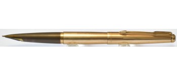PA3846 Parker 50 Golden Falcon, boxed (Medium) PA3846 Parker 50 Golden Falcon, boxed (Medium)