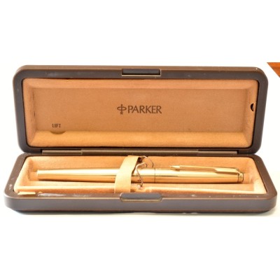 PA3846 Parker 50 Golden Falcon, boxed (Medium)