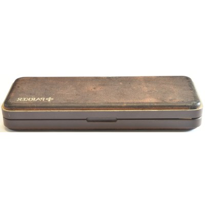 PA3846 Parker 50 Golden Falcon, boxed (Medium)