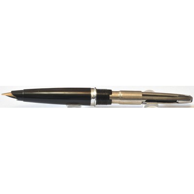 PA3860 Parker 45 Flighter Threesome, boxed. (Fine)