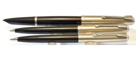 PA3862 Parker 51 Aerometric Threesome. (Fine to Medium)