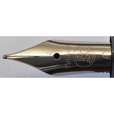 PE129 Pelikan P205, boxed. (Fine) PE129 Pelikan P205, boxed. (Fine)