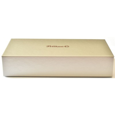 PE134 Pelikan Souveran M805, boxed. (Fine)