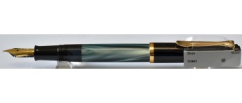 PE135 Pelikan M200, boxed. (Extra Fine)