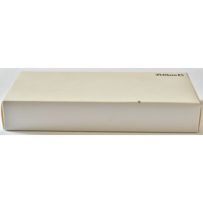PE135 Pelikan M200, boxed. (Extra Fine) PE135 Pelikan M200, boxed. (Extra Fine)