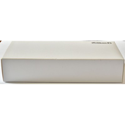 PE136 Pelikan Souveran K805 Ballpoint, boxed.
