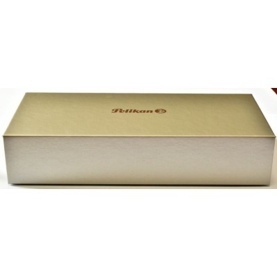 PE137 Pelikan Souveran M805, boxed. (Fine)