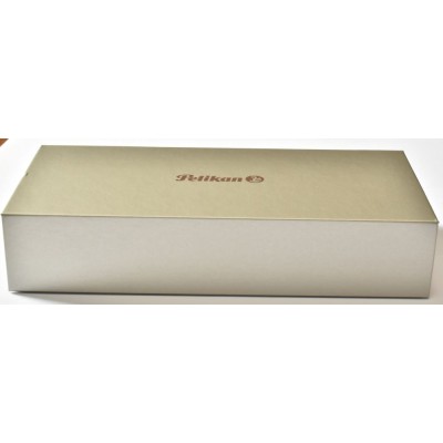 PE139 Pelikan Souveran M805, boxed. (Medium)