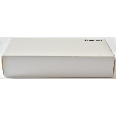 PE140 Pelikan Souveran M800, boxed. (Medium) PE140 Pelikan Souveran M800, boxed. (Medium)