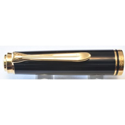 PE145 Pelikan Souveran M600, boxed. (Fine) PE145 Pelikan Souveran M600, boxed. (Fine)