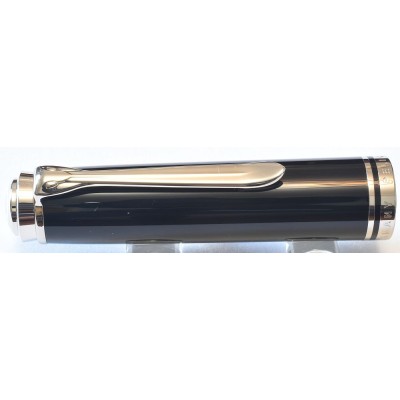 PE147 Pelikan Souveran M805, boxed. (Fine) PE147 Pelikan Souveran M805, boxed. (Fine)