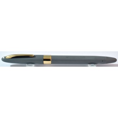 SH1907 Sheaffer Statesman Snorkel Fountain Pen and Pencil Set, boxed.  (Medium)