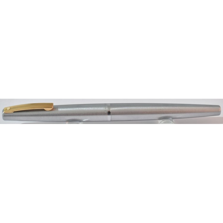 SH1918 Sheaffer Stylist Fountain Pen and Ballpoint Set, boxed.