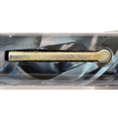 SW827 Blackbird Self-Filler No. 5242.  (Soft Medium).