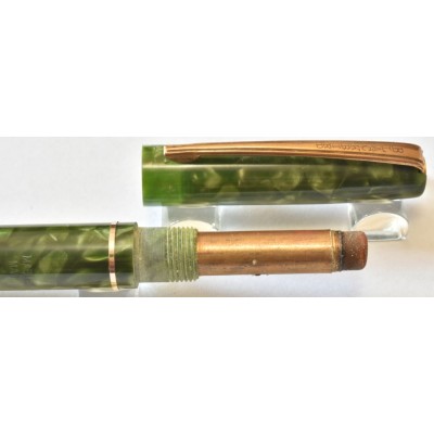 SW843 Blackbird Self-Filler Fountain pen and Fyne-Poynt pencil Set, boxed.  (Soft Extra Fine).